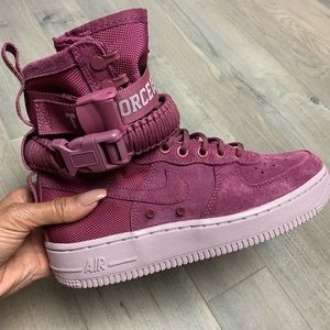 Nike Air SF AF1 Sneakers NWOT US S-7 Mauve